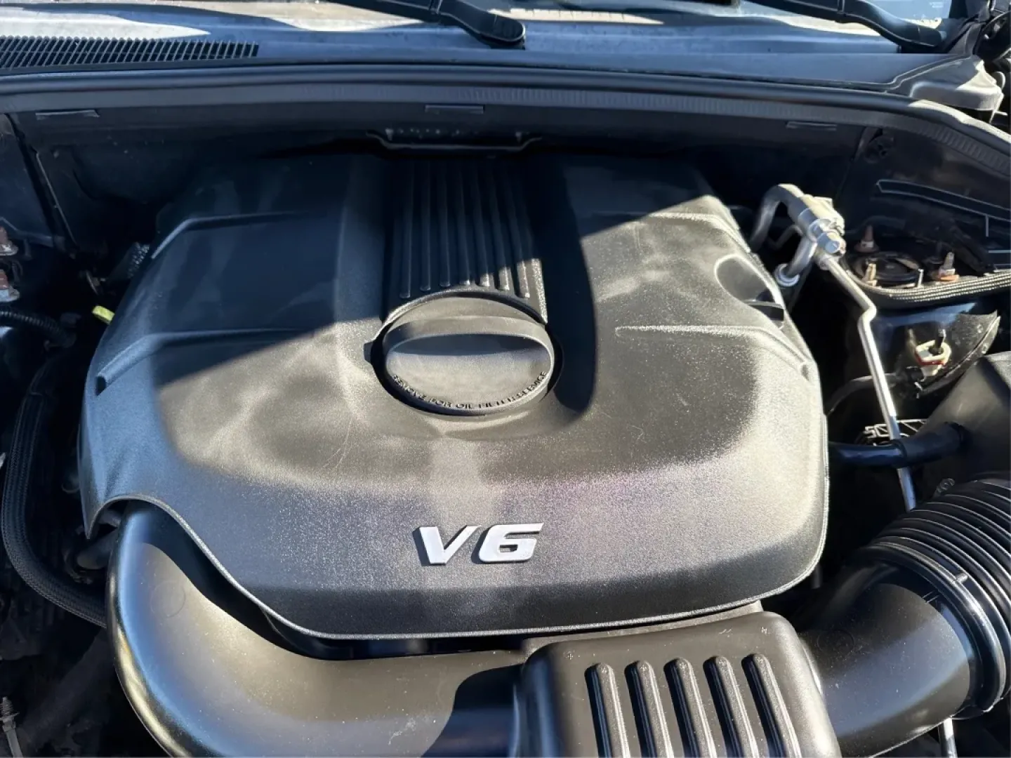2015 Jeep Grand Cherokee Laredo (1C4RJFAG0FC) with an 3.6L V-6 DOHC engine, located at 8750 N County Rd 25A, Piqua, OH, 45356, (937) 908-9800, 40.164391, -84.232513 - **Get Ready for Adventure with the 2015 Jeep Grand Cherokee Laredo at Advantage Car and Credit Piqua, OH!**<br /> <br /> Are you looking for the perfect vehicle to accommodate your adventurous lifestyle or growing family? Look no further than this stunning 2015 Jeep Grand Cherokee Laredo, available - Photo#11