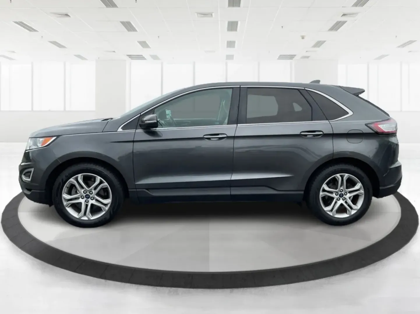 2015 Ford Edge Titanium (2FMTK3K94FB) with an Other engine, located at 401 Woodman Dr, Riverside, OH, 45431, (937) 908-9800, 39.760899, -84.123421 - Step into a world of adventure and comfort with the 2015 Ford Edge Titanium, an SUV designed for those who seek a perfect blend of style and functionality. Whether you are a growing family looking for spaciousness, a commuter needing reliability, or a weekend warrior ready for your next escape, this - Photo#5