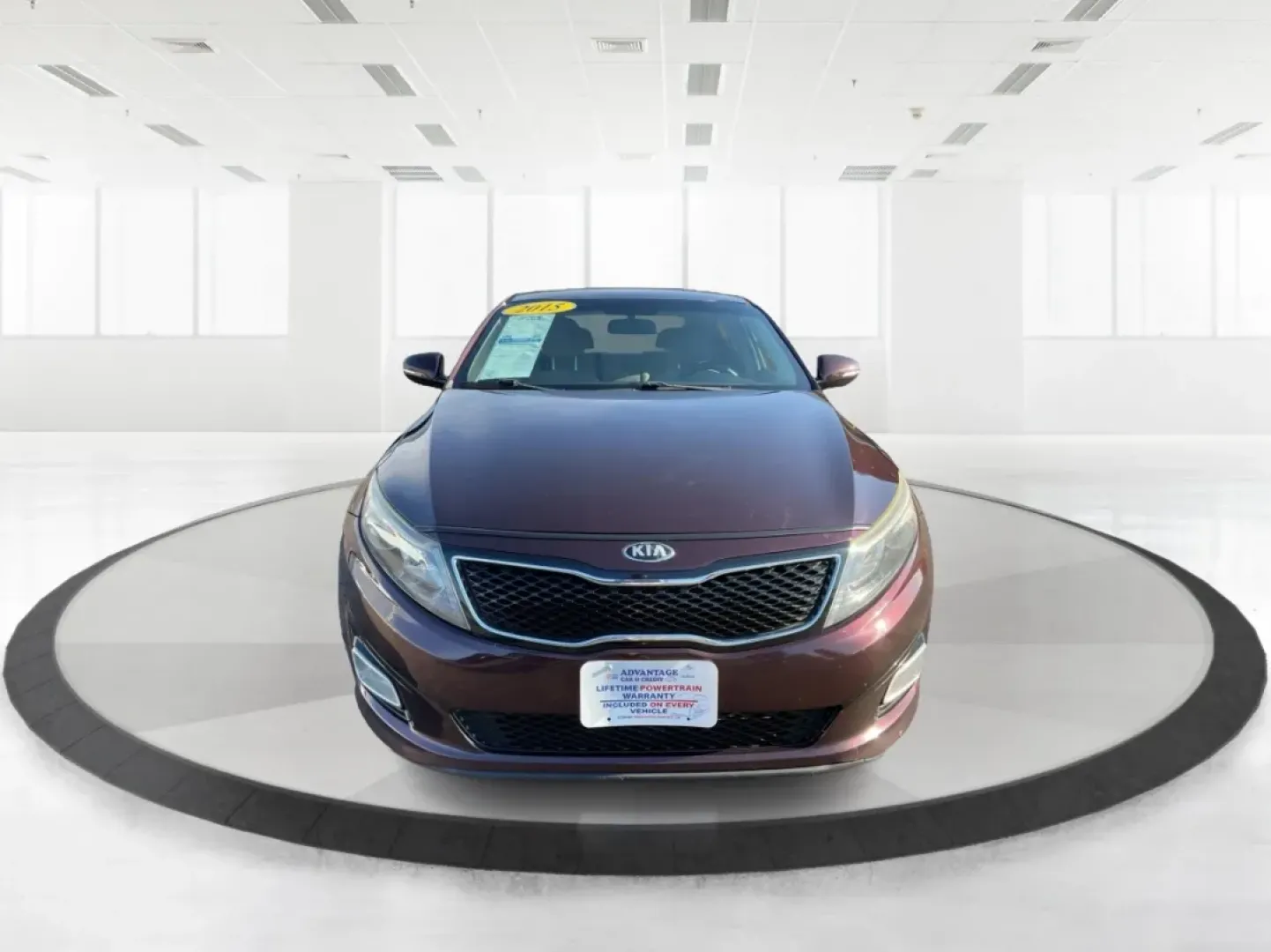 2015 Kia Optima LX (5XXGM4A72FG) with an Theta II 2.4L I-4 gasoline direct injection engine, located at 1184 Kauffman Ave, Fairborn, OH, 45324, (937) 908-9800, 39.807072, -84.030914 - **Discover the Perfect Blend of Comfort and Reliability with This 2015 Kia Optima LX Ideal for Your Daily Commute or Family Road Trips!**<br /> <br /> Are you ready to elevate your driving experience? The 2015 Kia Optima LX, available at Advantage Car and Credit in Fairborn, OH, is the answer to yo - Photo#7