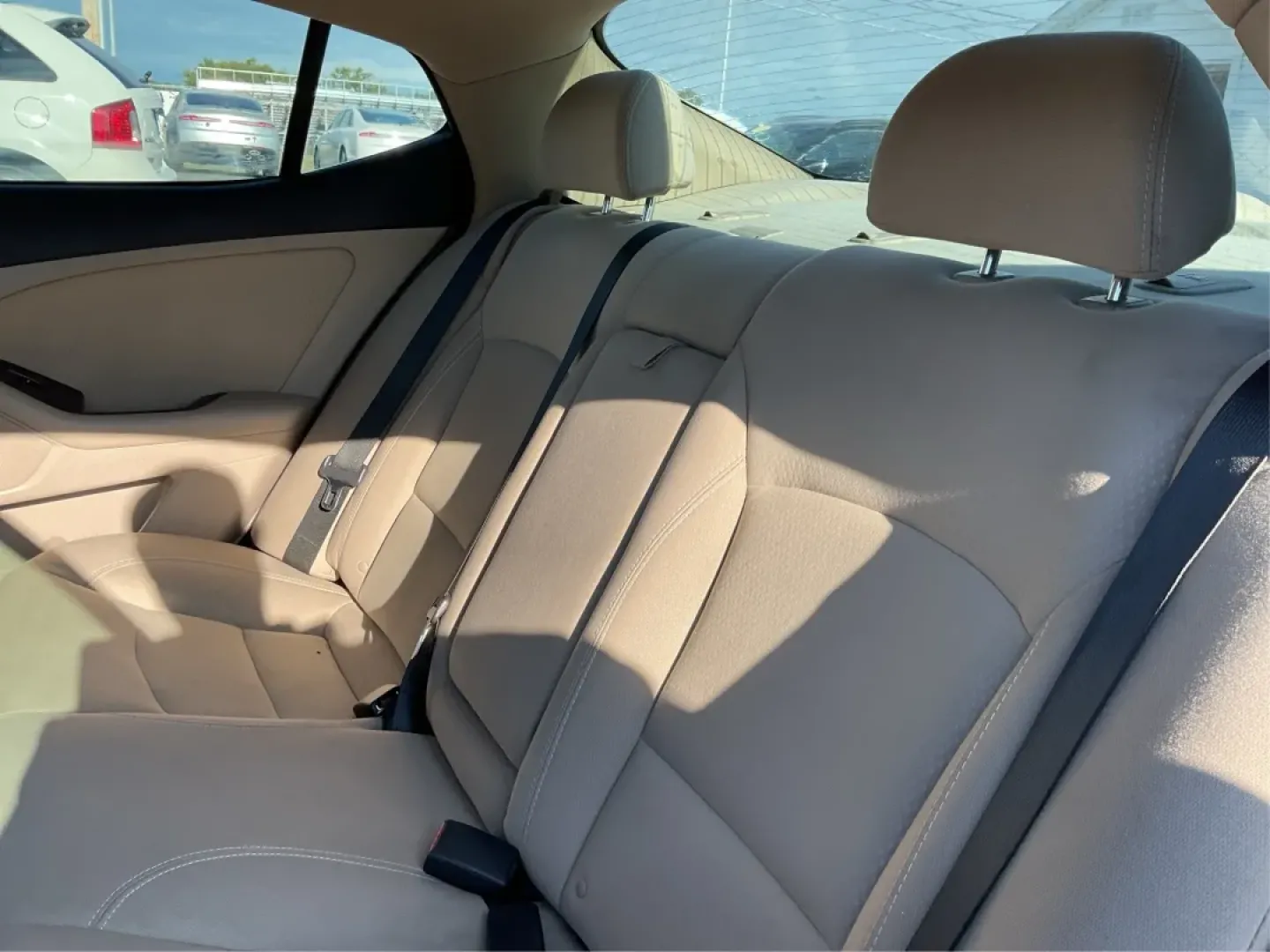 2015 Kia Optima LX (5XXGM4A72FG) with an Theta II 2.4L I-4 gasoline direct injection engine, located at 1184 Kauffman Ave, Fairborn, OH, 45324, (937) 908-9800, 39.807072, -84.030914 - **Discover the Perfect Blend of Comfort and Reliability with This 2015 Kia Optima LX Ideal for Your Daily Commute or Family Road Trips!**<br /> <br /> Are you ready to elevate your driving experience? The 2015 Kia Optima LX, available at Advantage Car and Credit in Fairborn, OH, is the answer to yo - Photo#10