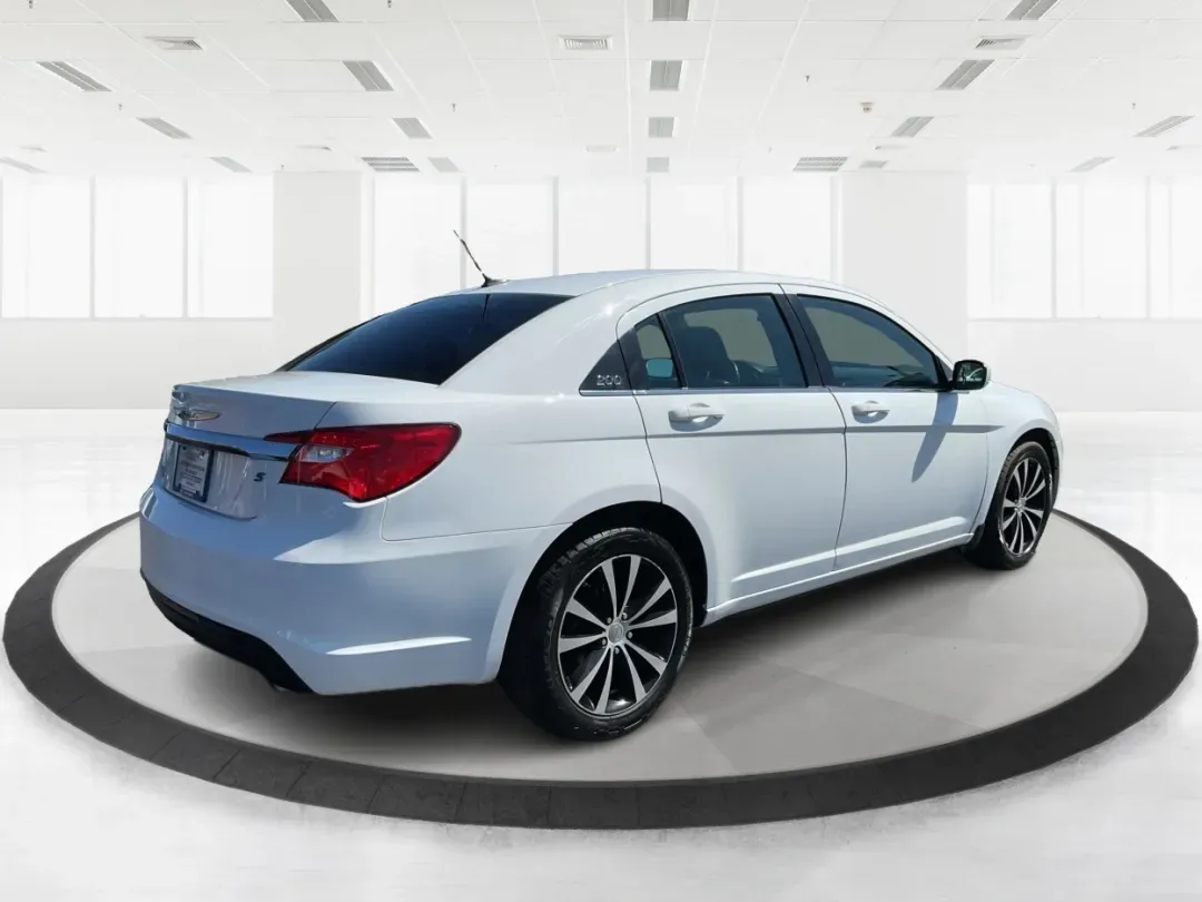 2012 Chrysler 200 Touring (1C3CCBBG4CN) with an Other engine, located at 1099 N County Rd 25A , Troy, OH, 45373, (937) 908-9800, 40.057079, -84.212883 - Unleash your driving potential with the perfect blend of style, comfort, and functionality-ideal for growing families or anyone seeking a reliable commuter vehicle. Introducing the 2012 Chrysler 200 Touring sedan, now available at Advantage Car and Credit in Troy, OH. Located at 1099 N County Rd 25A - Photo#2