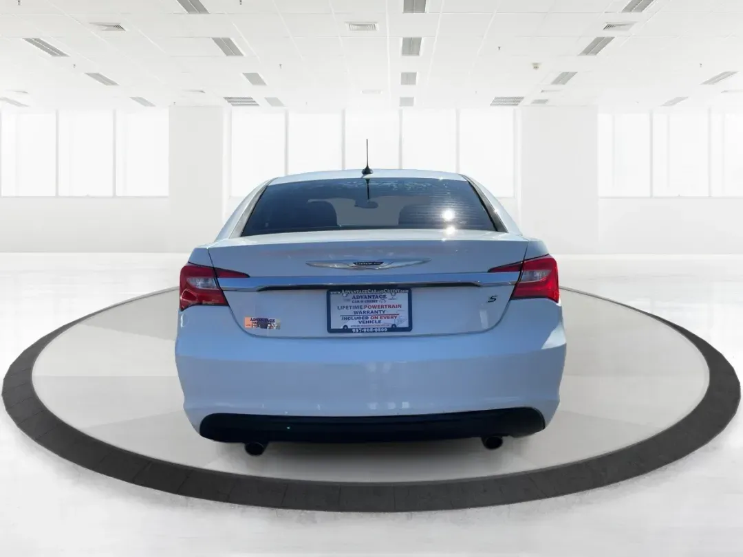 2012 Chrysler 200 Touring (1C3CCBBG4CN) with an Other engine, located at 1099 N County Rd 25A , Troy, OH, 45373, (937) 908-9800, 40.057079, -84.212883 - Unleash your driving potential with the perfect blend of style, comfort, and functionality-ideal for growing families or anyone seeking a reliable commuter vehicle. Introducing the 2012 Chrysler 200 Touring sedan, now available at Advantage Car and Credit in Troy, OH. Located at 1099 N County Rd 25A - Photo#3