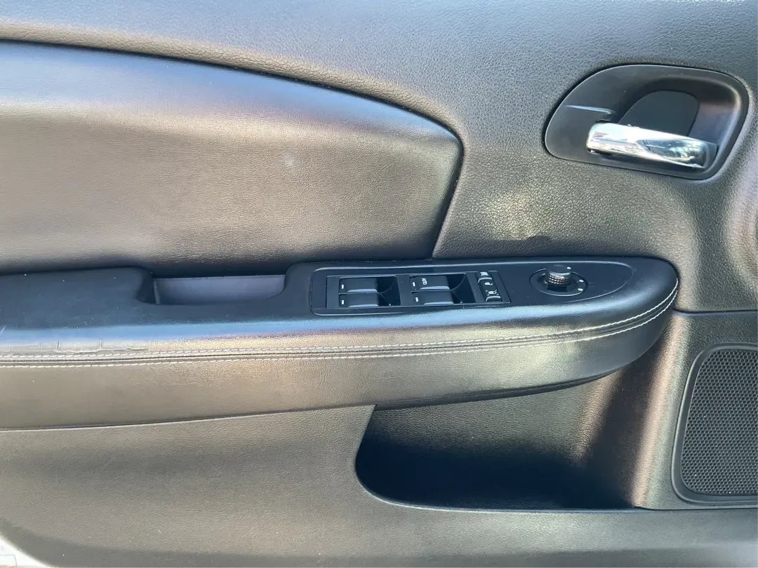 2012 Chrysler 200 Touring (1C3CCBBG4CN) with an Other engine, located at 1099 N County Rd 25A , Troy, OH, 45373, (937) 908-9800, 40.057079, -84.212883 - Unleash your driving potential with the perfect blend of style, comfort, and functionality-ideal for growing families or anyone seeking a reliable commuter vehicle. Introducing the 2012 Chrysler 200 Touring sedan, now available at Advantage Car and Credit in Troy, OH. Located at 1099 N County Rd 25A - Photo#18