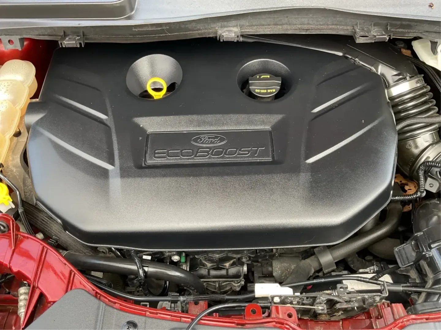 2015 Ford Escape SE (1FMCU9G93FU) with an Other engine, located at 1951 S Dayton Lakeview Rd., New Carlisle, OH, 45344, (937) 908-9800, 39.890999, -84.050255 - Discover the perfect blend of style, functionality, and reliability with this stunning 2015 Ford Escape SE, now available at Advantage Car and Credit in New Carlisle, OH. Whether you're a growing family, a daily commuter, or someone who loves weekend adventures, this versatile SUV checks all the box - Photo#11