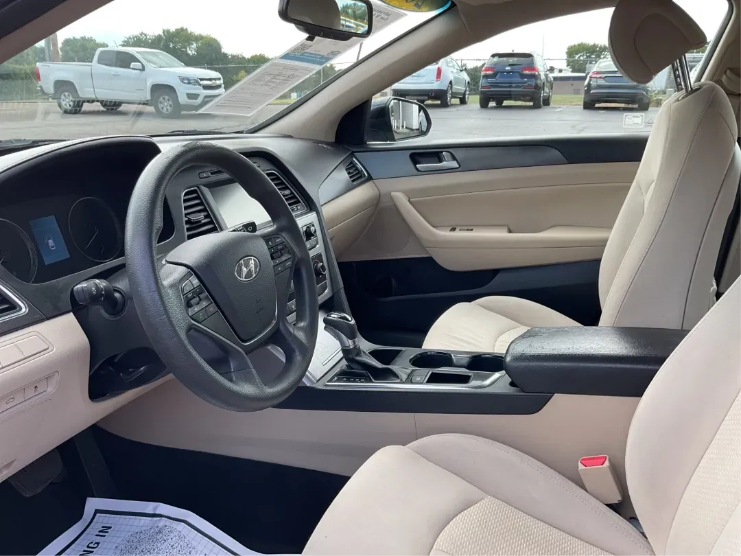 2016 Hyundai Sonata Sport (5NPE34AF2GH) with an 2.4L L4 DOHC 16V engine, 6-Speed Automatic transmission, located at 1099 N County Rd 25A , Troy, OH, 45373, (937) 908-9800, 40.057079, -84.212883 - ### Unlock Your Journey with the 2016 Hyundai Sonata Sport at Advantage Car and Credit - Fairborn<br /> <br /> Are you in the market for a vehicle that can effortlessly transition from daily commutes to weekend getaways? Look no further than the 2016 Hyundai Sonata Sport, available now at Advantage - Photo#9