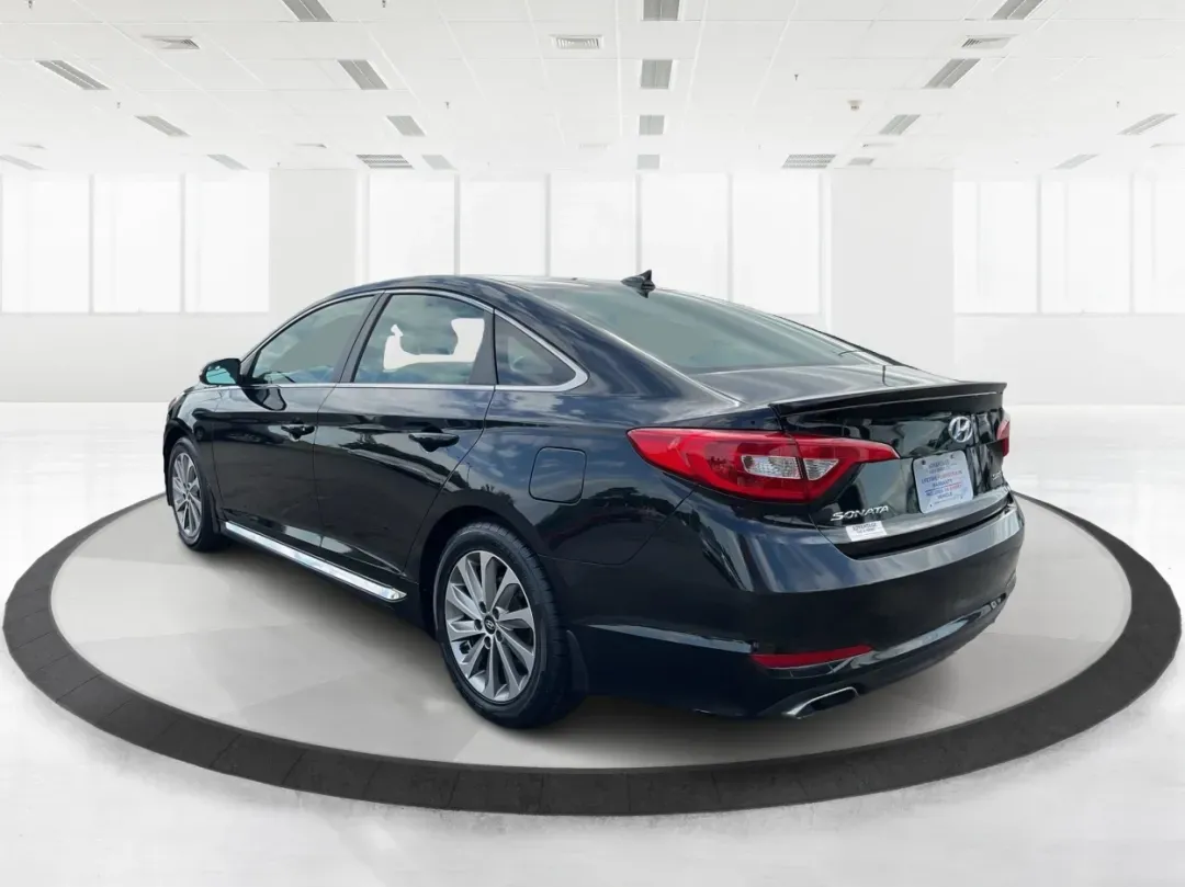 2016 Hyundai Sonata Sport (5NPE34AF2GH) with an 2.4L L4 DOHC 16V engine, 6-Speed Automatic transmission, located at 401 Woodman Dr, Riverside, OH, 45431, (937) 908-9800, 39.760899, -84.123421 - 2016 Hyundai Sonata Sport - Photo#4