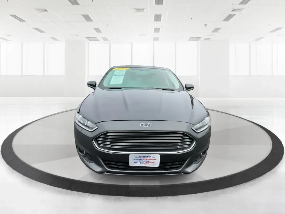 2016 Ford Fusion SE (3FA6P0HD1GR) with an Other engine, located at 1230 East Main St, Xenia, OH, 45385, (937) 908-9800, 39.688026, -83.910172 - **Experience Style and Comfort with the 2016 Ford Fusion SE at Advantage Car and Credit in Fairborn, OH!**<br /> <br /> Are you looking for a versatile sedan that fits seamlessly into your busy lifestyle? Whether you're a commuter tackling daily traffic, a growing family seeking comfort on the road, - Photo#7