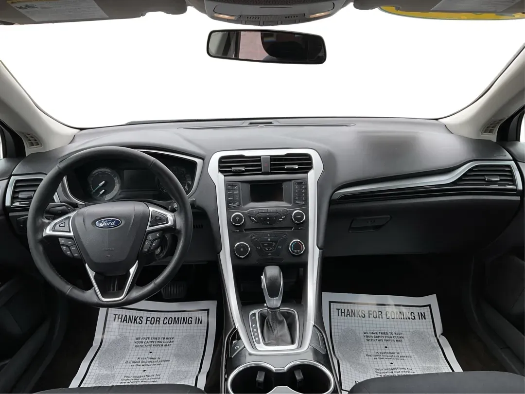 2016 Ford Fusion SE (3FA6P0HD1GR) with an Other engine, located at 1230 East Main St, Xenia, OH, 45385, (937) 908-9800, 39.688026, -83.910172 - **Experience Style and Comfort with the 2016 Ford Fusion SE at Advantage Car and Credit in Fairborn, OH!**<br /> <br /> Are you looking for a versatile sedan that fits seamlessly into your busy lifestyle? Whether you're a commuter tackling daily traffic, a growing family seeking comfort on the road, - Photo#21