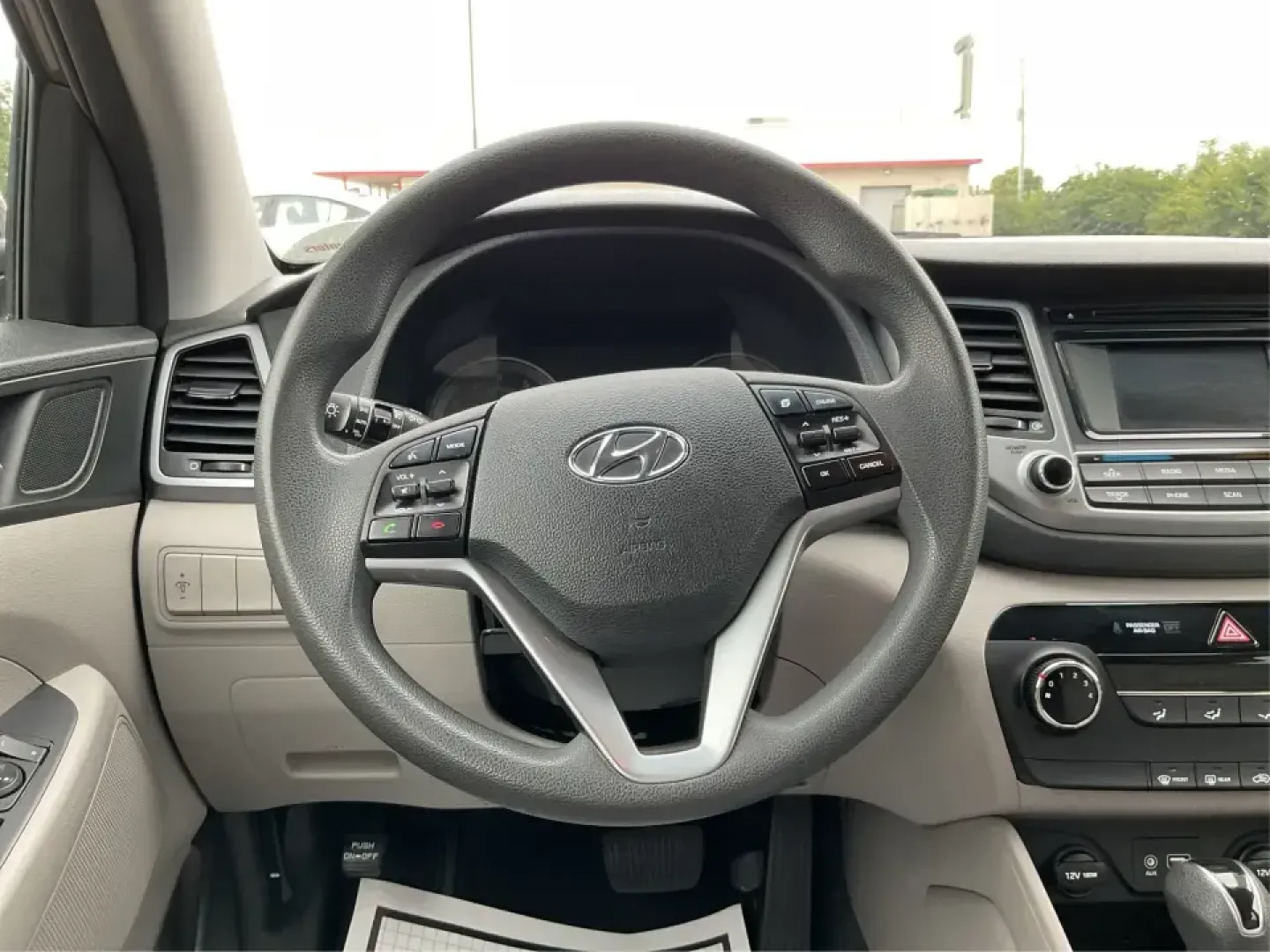 2016 Hyundai Tucson SE (KM8J3CA43GU) with an Nu 2L I-4 gasoline direct injection engine, 6A transmission, located at 1099 N County Rd 25A , Troy, OH, 45373, (937) 908-9800, 40.057079, -84.212883 - **Elevate Your Daily Drive with the 2016 Hyundai Tucson SE Perfect for Your Active Lifestyle!**<br /> <br /> Are you in search of a reliable vehicle that fits your busy lifestyle? The 2016 Hyundai Tucson SE, available now at Advantage Car and Credit in Piqua, OH, is the ultimate SUV for those on th - Photo#16