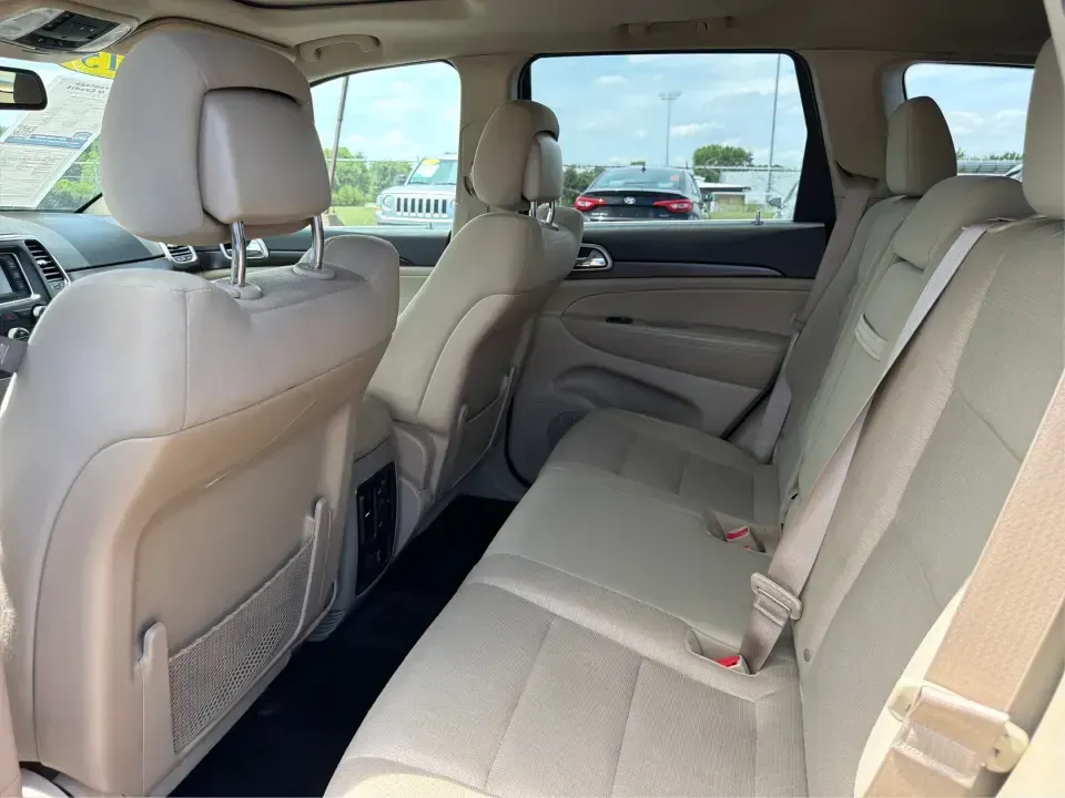 2015 Jeep Grand Cherokee Laredo (1C4RJFAG3FC) with an 3.6L V6 engine, 8-speed automatic transmission, located at 401 Woodman Dr, Riverside, OH, 45431, (937) 908-9800, 39.760899, -84.123421 - Picture the next Ohio weekend: you load up the family, point the hood toward the bike paths around Eastwood MetroPark, and let a confident 4WD SUV handle whatever the forecast throws at I-70, Route 35, or the back roads near Wright-Patterson Air Force Base. This 2015 Jeep Grand Cherokee Laredo in De- Photo#10
