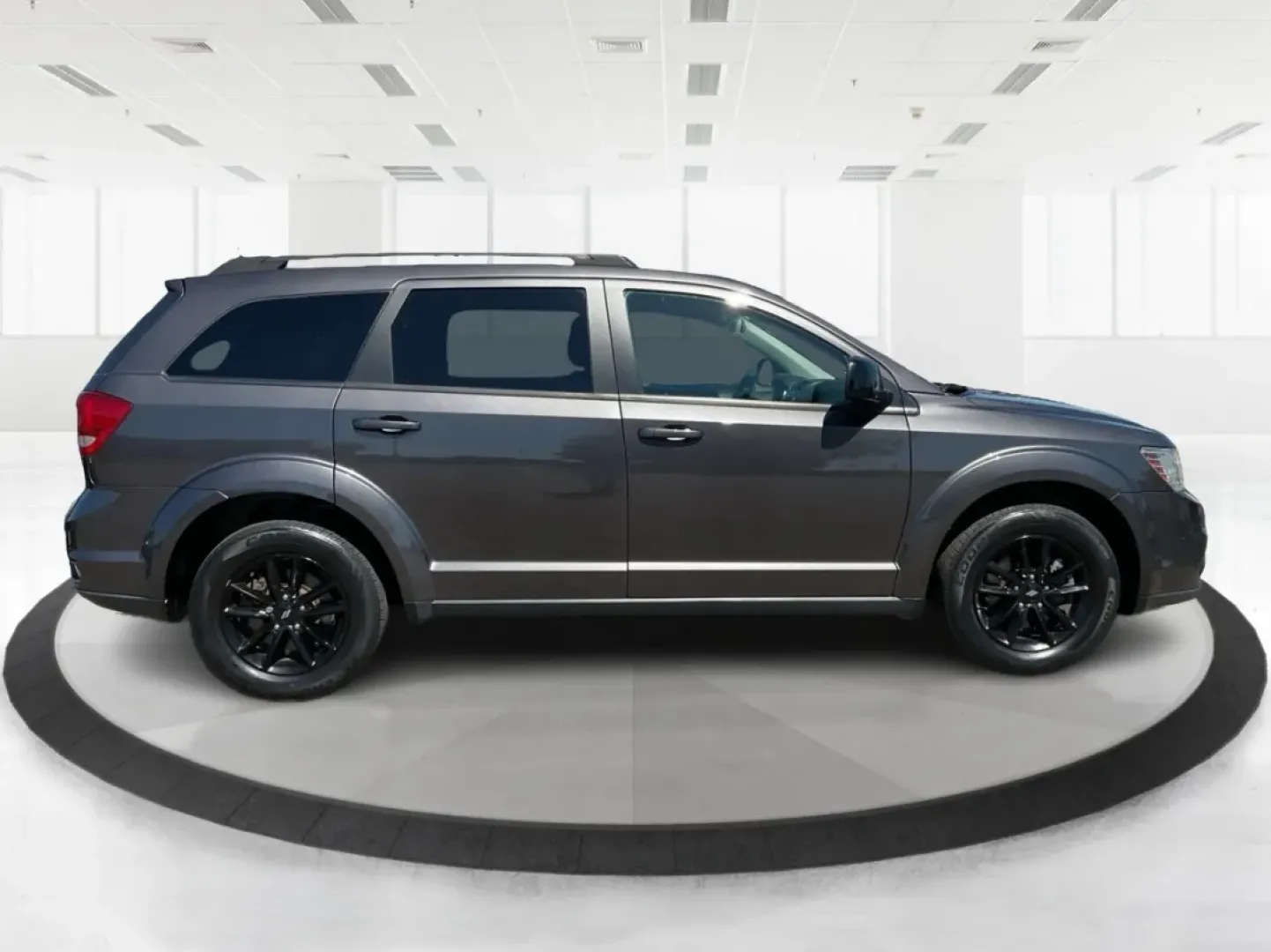 2019 Dodge Journey SE (3C4PDCBB0KT) with an Other engine, located at 4508 South Dixie Dr, Moraine, OH, 45439, (937) 908-9800, 39.689976, -84.218452 - ### Discover Your Next Adventure with the 2019 Dodge Journey SE Perfect for Growing Families!<br /> <br /> Are you looking for a reliable and spacious SUV that can accommodate your family's needs and adventures? Look no further than this 2019 Dodge Journey SE, now available at Advantage Car and Cre - Photo#1