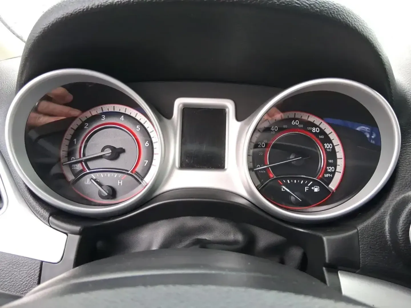 2019 Dodge Journey SE (3C4PDCBB0KT) with an 2.4L L6 DOHC 16V engine, 4A transmission, located at 1230 East Main St, Xenia, OH, 45385, (937) 908-9800, 39.688026, -83.910172 - ### Discover Your Next Adventure with the 2019 Dodge Journey SE Perfect for Growing Families!<br /> <br /> Are you looking for a reliable and spacious SUV that can accommodate your family's needs and adventures? Look no further than this 2019 Dodge Journey SE, now available at Advantage Car and Cre - Photo#15