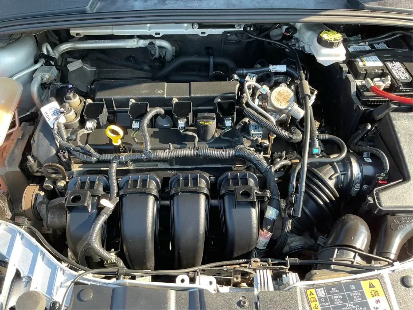 2018 Ford Focus SE (1FADP3K23JL) with an 2L I-4 gasoline direct injection engine, located at 1099 N County Rd 25A , Troy, OH, 45373, (937) 908-9800, 40.057079, -84.212883 - ### Discover Adventure and Comfort with the 2018 Ford Focus SE at Advantage Car and Credit!<br /> <br /> Are you in search of a reliable, stylish vehicle that perfectly complements your active lifestyle? Look no further! The 2018 Ford Focus SE Hatchback is designed for those who appreciate both func - Photo#11