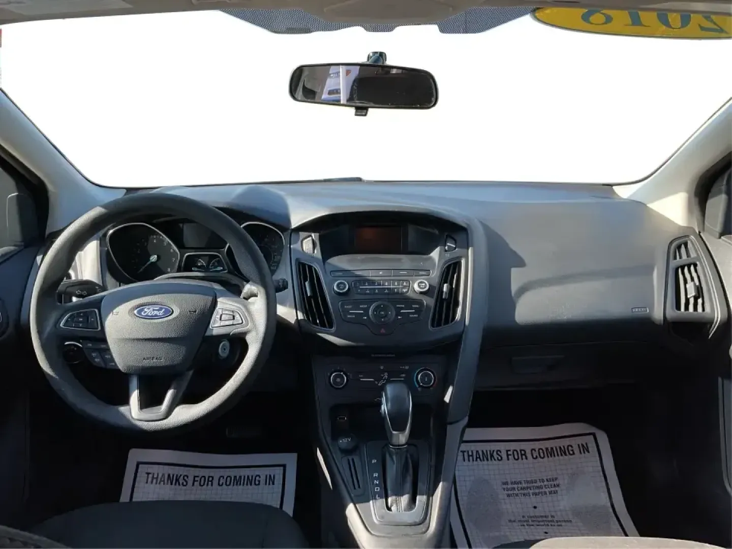 2018 Ford Focus SE (1FADP3K23JL) with an 2L I-4 gasoline direct injection engine, Automatic transmission, located at 880 E. National Road, Vandalia, OH, 45377, (937) 908-9800, 39.891918, -84.183594 - ### Discover Adventure and Comfort with the 2018 Ford Focus SE at Advantage Car and Credit!<br /> <br /> Are you in search of a reliable, stylish vehicle that perfectly complements your active lifestyle? Look no further! The 2018 Ford Focus SE Hatchback is designed for those who appreciate both func - Photo#20