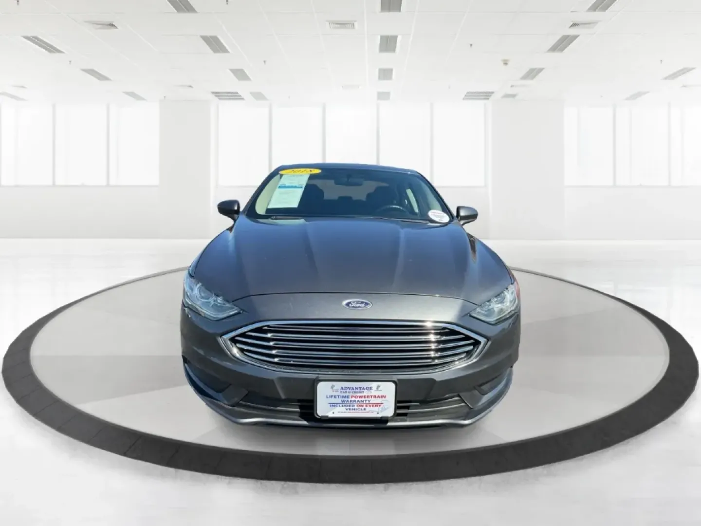 2018 Ford Fusion SE (3FA6P0HD3JR) with an Other engine, located at 401 Woodman Dr, Riverside, OH, 45431, (937) 908-9800, 39.760899, -84.123421 - Looking for a reliable sedan that combines style, comfort, and practicality? Look no further than the 2018 Ford Fusion SE, available now at Advantage Car and Credit in Vandalia, OH! Perfect for your daily commute, family outings, or even weekend adventures, this vehicle is designed to enhance your l - Photo#7