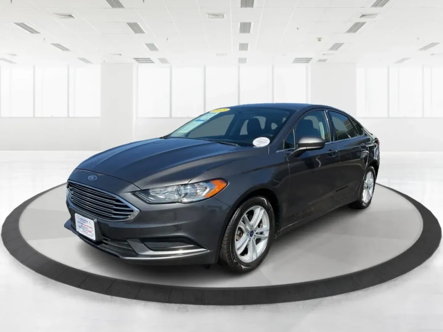 2018 Ford Fusion SE (3FA6P0HD3JR) with an Other engine, located at 880 E. National Road, Vandalia, OH, 45377, (937) 908-9800, 39.891918, -84.183594 - Looking for a reliable sedan that combines style, comfort, and practicality? Look no further than the 2018 Ford Fusion SE, available now at Advantage Car and Credit in Vandalia, OH! Perfect for your daily commute, family outings, or even weekend adventures, this vehicle is designed to enhance your l - Photo#8