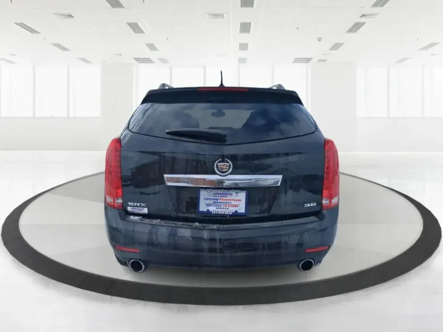 2014 Cadillac SRX Performance Collection (3GYFNCE38ES) with an 3.6L V-6 gasoline direct injection engine, 6-Speed Automatic transmission, located at 1099 N County Rd 25A , Troy, OH, 45373, (937) 908-9800, 40.057079, -84.212883 - **Experience Luxury and Versatility with the 2014 Cadillac SRX Performance Collection at Advantage Car and Credit - Riverside!**<br /> <br /> Are you in search of a vehicle that accommodates both your daily commutes and weekend adventures while ensuring you travel in style? Look no further than the - Photo#3