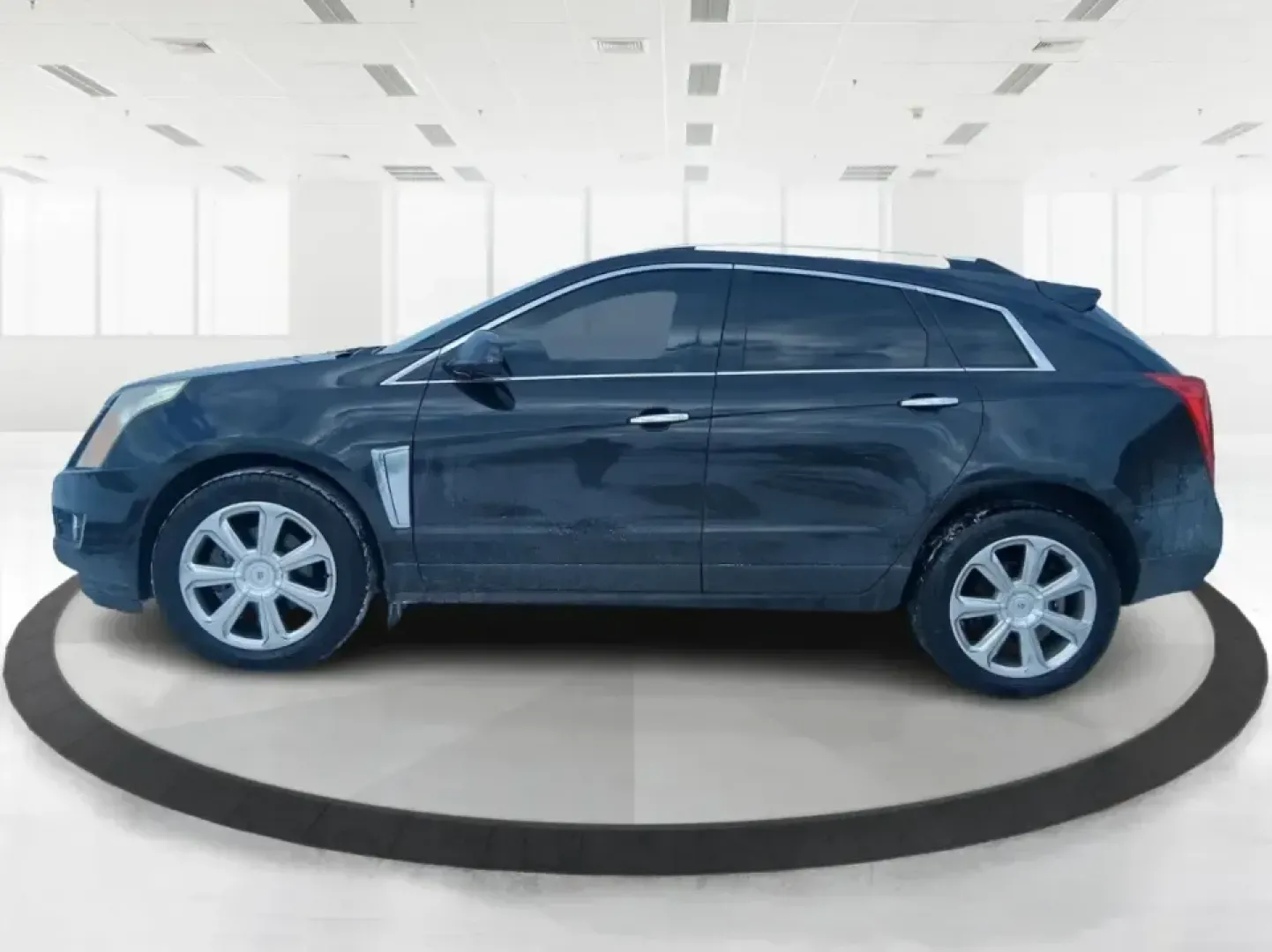 2014 Cadillac SRX Performance Collection (3GYFNCE38ES) with an 3.6L V-6 gasoline direct injection engine, 6-Speed Automatic transmission, located at 1099 N County Rd 25A , Troy, OH, 45373, (937) 908-9800, 40.057079, -84.212883 - **Experience Luxury and Versatility with the 2014 Cadillac SRX Performance Collection at Advantage Car and Credit - Riverside!**<br /> <br /> Are you in search of a vehicle that accommodates both your daily commutes and weekend adventures while ensuring you travel in style? Look no further than the - Photo#5