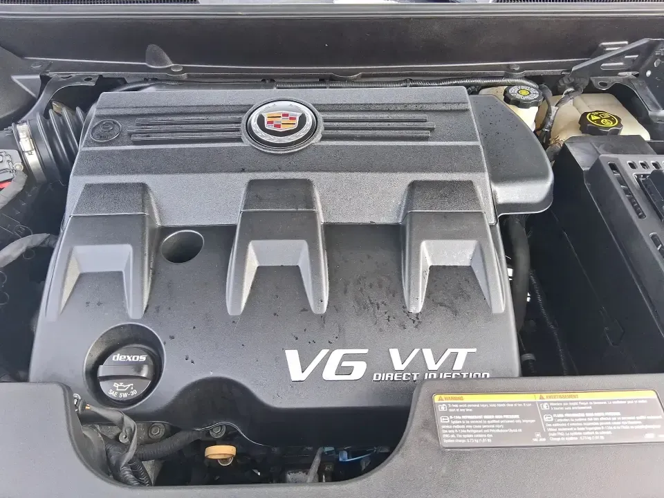 2014 Cadillac SRX Performance Collection (3GYFNCE38ES) with an 3.6L V-6 gasoline direct injection engine, 6-Speed Automatic transmission, located at 8750 N County Rd 25A, Piqua, OH, 45356, (937) 908-9800, 40.164391, -84.232513 - **Experience Luxury and Versatility with the 2014 Cadillac SRX Performance Collection at Advantage Car and Credit - Riverside!**<br /> <br /> Are you in search of a vehicle that accommodates both your daily commutes and weekend adventures while ensuring you travel in style? Look no further than the - Photo#11