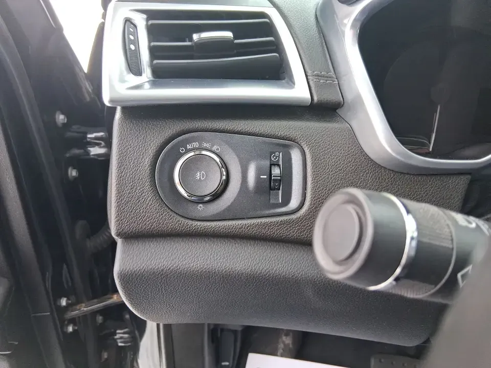 2014 Cadillac SRX Performance Collection (3GYFNCE38ES) with an 3.6L V-6 gasoline direct injection engine, 6-Speed Automatic transmission, located at 8750 N County Rd 25A, Piqua, OH, 45356, (937) 908-9800, 40.164391, -84.232513 - **Experience Luxury and Versatility with the 2014 Cadillac SRX Performance Collection at Advantage Car and Credit - Riverside!**<br /> <br /> Are you in search of a vehicle that accommodates both your daily commutes and weekend adventures while ensuring you travel in style? Look no further than the - Photo#17