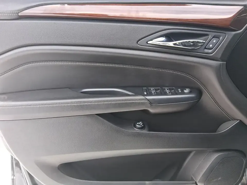 2014 Cadillac SRX Performance Collection (3GYFNCE38ES) with an 3.6L V-6 gasoline direct injection engine, 6-Speed Automatic transmission, located at 8750 N County Rd 25A, Piqua, OH, 45356, (937) 908-9800, 40.164391, -84.232513 - **Experience Luxury and Versatility with the 2014 Cadillac SRX Performance Collection at Advantage Car and Credit - Riverside!**<br /> <br /> Are you in search of a vehicle that accommodates both your daily commutes and weekend adventures while ensuring you travel in style? Look no further than the - Photo#19