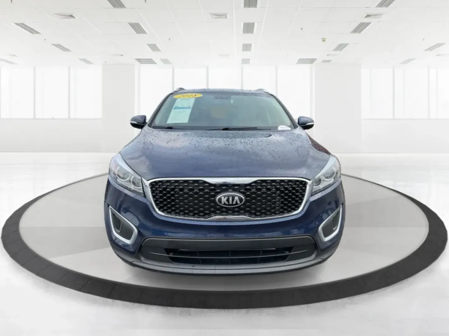 2018 Kia Sorento 2.4L LX (5XYPGDA30JG) with an 2.4L I-4 gasoline direct injection engine, located at 1099 N County Rd 25A , Troy, OH, 45373, (937) 908-9800, 40.057079, -84.212883 - **Explore the Open Road in Style with the 2018 Kia Sorento - Perfect for Every Family Adventure!**<br /> <br /> Are you ready for your next family road trip or weekend getaway? The 2018 Kia Sorento is the SUV that will elevate your lifestyle and ensure every journey is memorable. With its spacious i - Photo#7