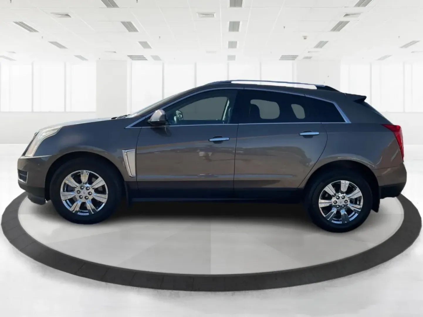 2014 Cadillac SRX Luxury Collection (3GYFNBE30ES) with an 3.6L V-6 gasoline direct injection engine, located at 1184 Kauffman Ave, Fairborn, OH, 45324, (937) 908-9800, 39.807072, -84.030914 - ### Experience Luxury and Versatility with the 2014 Cadillac SRX Luxury Collection at Advantage Car and Credit - Fairborn!<br /> <br /> Are you in search of the perfect vehicle to elevate your lifestyle? Whether you're a growing family needing a spacious ride, a commuter looking for comfort during l - Photo#5