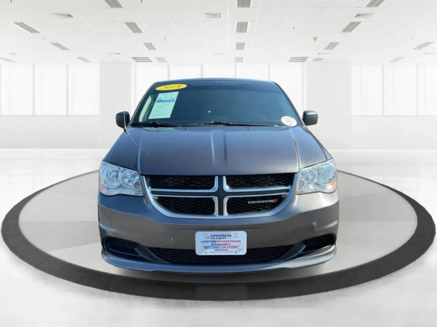 2018 Dodge Grand Caravan SE (2C4RDGBG5JR) with an Pentastar 3.6L V-6 DOHC engine, located at 1099 N County Rd 25A , Troy, OH, 45373, (937) 908-9800, 40.057079, -84.212883 - **Explore the Open Road in Style with the 2018 Dodge Grand Caravan Perfect for Families on the Go!**<br /> <br /> Are you searching for a reliable vehicle that caters to your family's needs while offering comfort and versatility? Look no further than the 2018 Dodge Grand Caravan SE, available now a - Photo#7