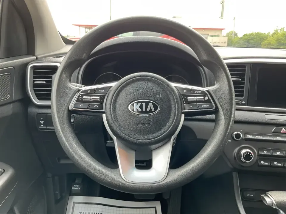 2020 Kia Sportage LX (KNDPMCAC7L7) with an Theta II 2.4L I-4 gasoline direct injection engine, 6A transmission, located at 1230 East Main St, Xenia, OH, 45385, (937) 908-9800, 39.688026, -83.910172 - **Adventure Awaits with the 2020 Kia Sportage LX Your Perfect Crossover Companion!**<br /> <br /> Are you ready to elevate your daily commutes or embark on unforgettable road trips with your family? Look no further! At Advantage Car and Credit in Fairborn, OH, we proudly present this stylish 2020 K - Photo#16
