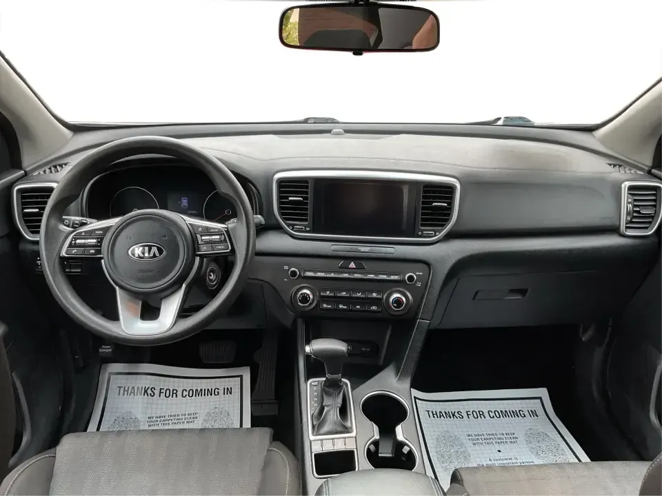 2020 Kia Sportage LX (KNDPMCAC7L7) with an Theta II 2.4L I-4 gasoline direct injection engine, 6A transmission, located at 1230 East Main St, Xenia, OH, 45385, (937) 908-9800, 39.688026, -83.910172 - **Adventure Awaits with the 2020 Kia Sportage LX Your Perfect Crossover Companion!**<br /> <br /> Are you ready to elevate your daily commutes or embark on unforgettable road trips with your family? Look no further! At Advantage Car and Credit in Fairborn, OH, we proudly present this stylish 2020 K - Photo#19