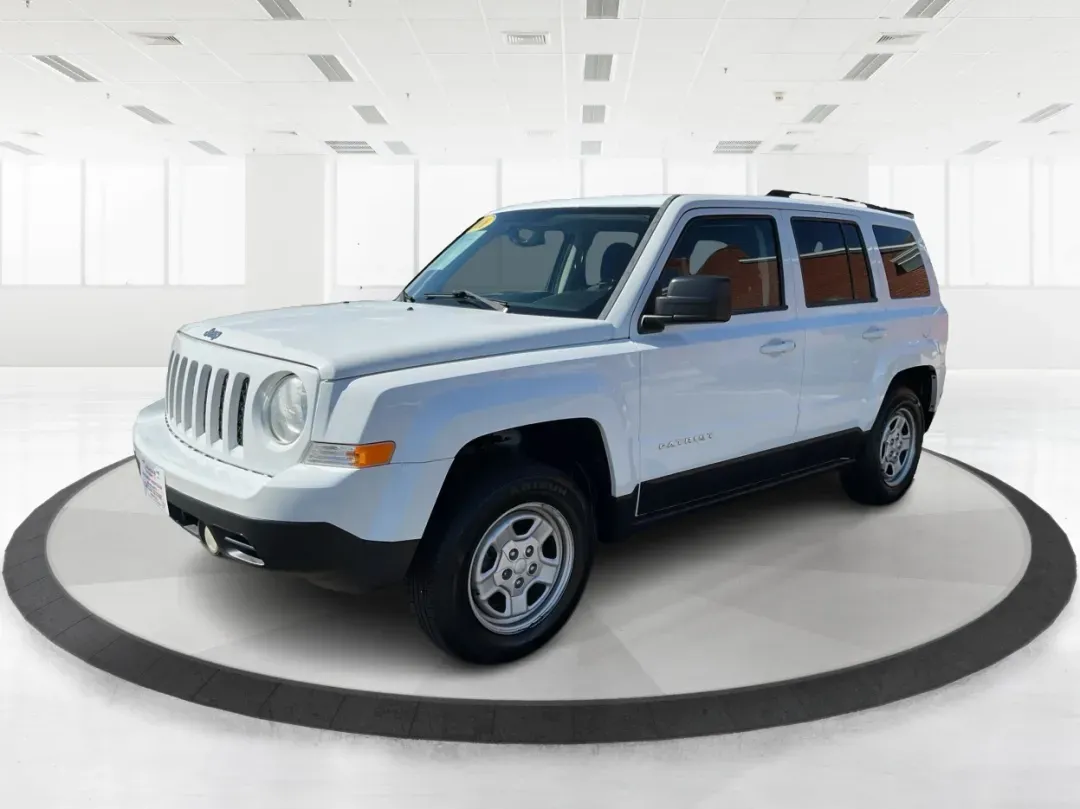 2016 Jeep Patriot Sport (1C4NJPBA0GD) with an Other engine, located at 401 Woodman Dr, Riverside, OH, 45431, (937) 908-9800, 39.760899, -84.123421 - 2016 Jeep Patriot Sport - Photo#8