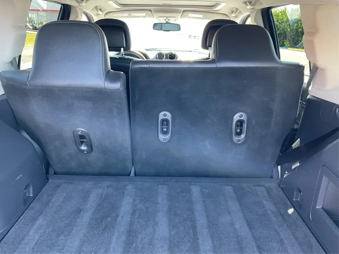 2016 Jeep Compass High Altitude Edition (1C4NJCEA0GD) with an 2L I-4 DOHC engine, located at 1951 S Dayton Lakeview Rd., New Carlisle, OH, 45344, (937) 908-9800, 39.890999, -84.050255 - 2016 Jeep Compass High Altitude Edition - Photo#12