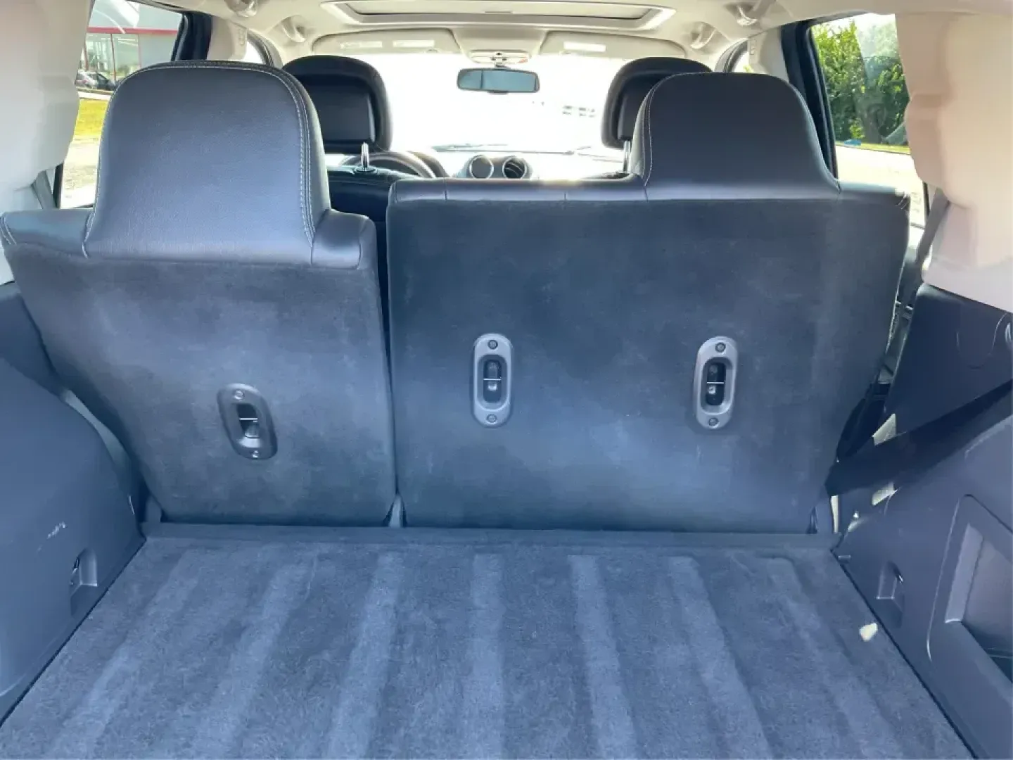 2016 Jeep Compass High Altitude Edition (1C4NJCEA0GD) with an 2L I-4 DOHC engine, CVT transmission, located at 8750 N County Rd 25A, Piqua, OH, 45356, (937) 908-9800, 40.164391, -84.232513 - Experience the thrill of adventure with the 2016 Jeep Compass High Altitude Edition, a versatile SUV designed for those who crave both comfort and capability. Whether you're a growing family seeking reliable transportation, a commuter navigating Riverside's bustling streets, or simply someone who en - Photo#12