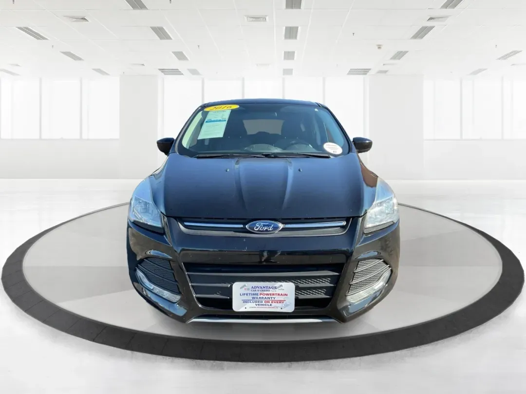 2016 Ford Escape SE (1FMCU9G92GU) with an Other engine, located at 1230 East Main St, Xenia, OH, 45385, (937) 908-9800, 39.688026, -83.910172 - 2016 Ford Escape SE - Photo#7