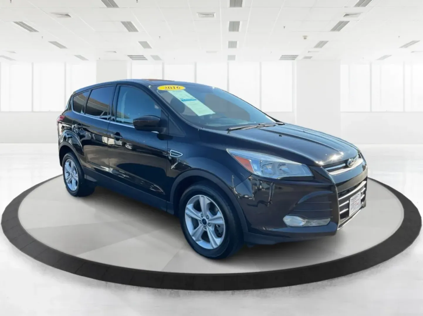 2016 Ford Escape SE (1FMCU9G92GU) with an Other engine, located at 1951 S Dayton Lakeview Rd., New Carlisle, OH, 45344, (937) 908-9800, 39.890999, -84.050255 - **Adventure Awaits with the 2016 Ford Escape SE at Advantage Car and Credit - New Carlisle!**<br /> <br /> Are you ready to elevate your lifestyle with a vehicle that can handle both your daily commutes and weekend getaways? Look no further than this stunning 2016 Ford Escape SE, available now at Ad - Photo#0