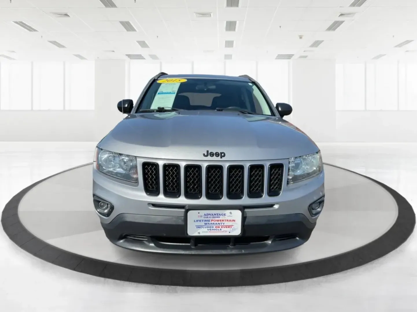 2015 Jeep Compass Altitude Edition (1C4NJCBA6FD) with an 2L I-4 DOHC engine, located at 1951 S Dayton Lakeview Rd., New Carlisle, OH, 45344, (937) 908-9800, 39.890999, -84.050255 - **Adventure Awaits in the 2015 Jeep Compass Altitude Edition at Advantage Car and Credit - Fairborn!**<br /> <br /> Are you ready for your next adventure? The 2015 Jeep Compass Altitude Edition is your perfect companion for weekend getaways, family road trips, or even your daily commute! This versat - Photo#7