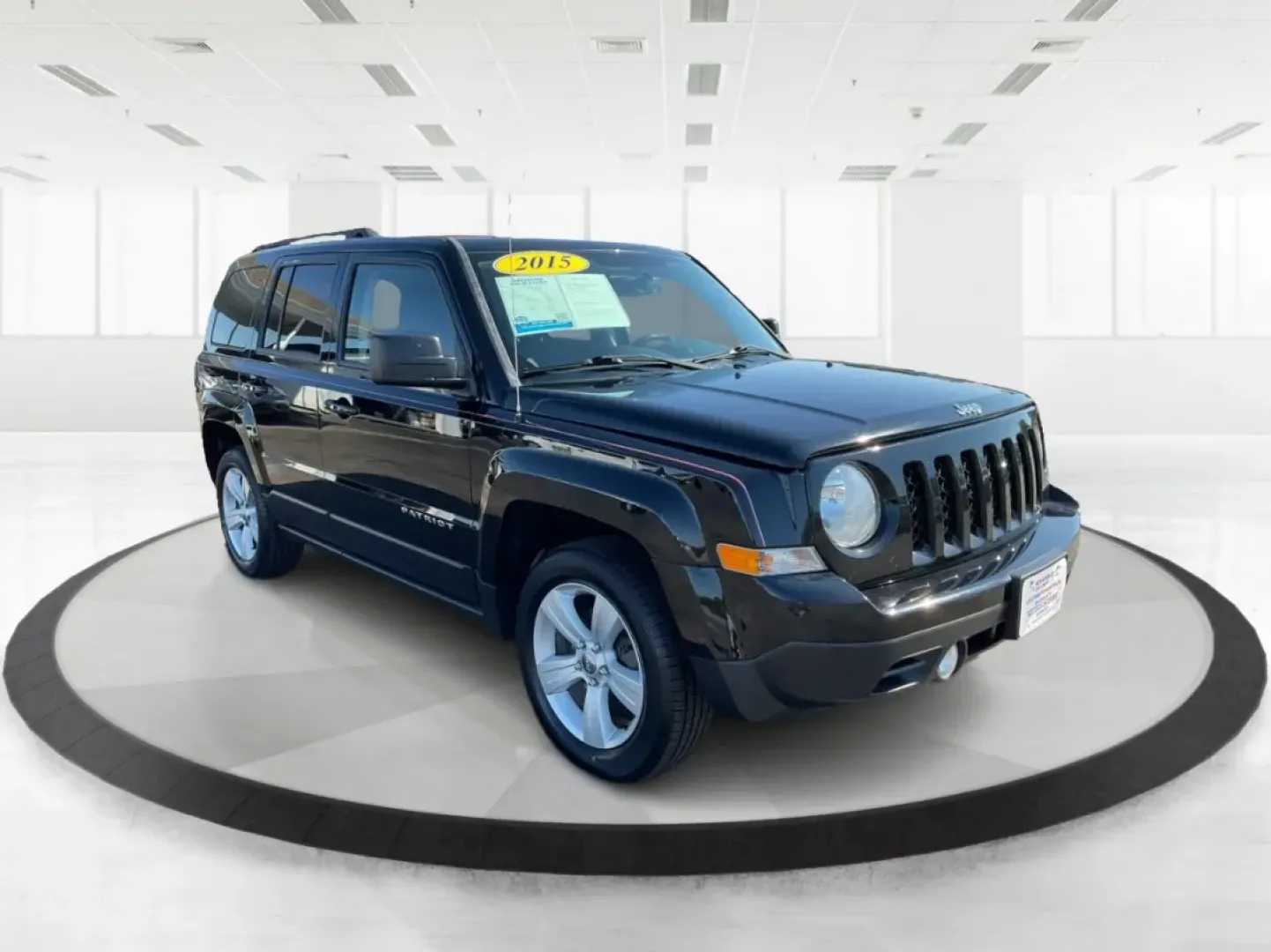 2015 Jeep Patriot Latitude (1C4NJRFB6FD) with an 2.4L I-4 DOHC engine, located at 1099 N County Rd 25A , Troy, OH, 45373, (937) 908-9800, 40.057079, -84.212883 - Discover the freedom of adventure with this 2015 Jeep Patriot Latitude, perfect for those who crave weekend getaways or family outings. With ample space and rugged capabilities, this SUV is designed for both urban commuting and off-road excursions. Whether you're navigating Troy's scenic backroads o - Photo#0