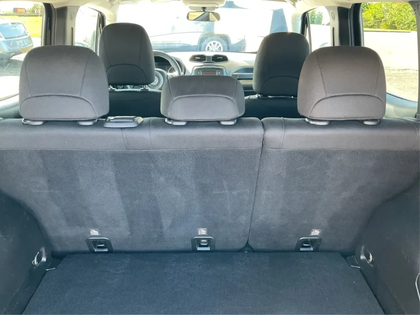 2018 Jeep Renegade Sport 4x4 (ZACCJBAB1JP) with an Other engine, located at 8750 N County Rd 25A, Piqua, OH, 45356, (937) 908-9800, 40.164391, -84.232513 - Are you in search of a versatile vehicle that seamlessly adapts to your on-the-go lifestyle? Look no further than the **2018 Jeep Renegade Sport 4x4**, now available at **Advantage Car and Credit** in Piqua, OH. Perfect for weekend adventures, daily commutes, or family outings, this crossover offers - Photo#13