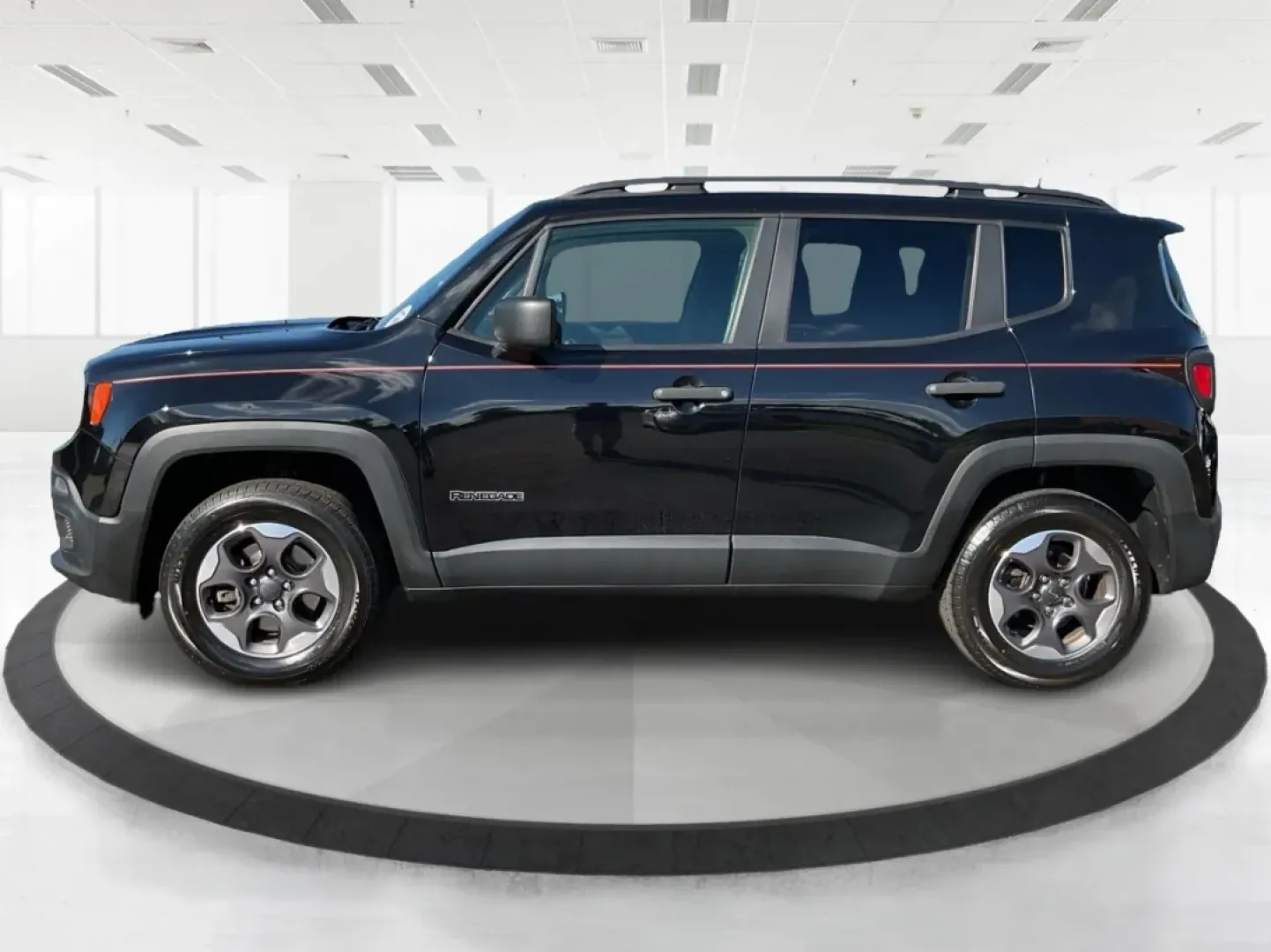 2018 Jeep Renegade Sport 4x4 (ZACCJBAB1JP) with an Other engine, located at 1951 S Dayton Lakeview Rd., New Carlisle, OH, 45344, (937) 908-9800, 39.890999, -84.050255 - Are you in search of a versatile vehicle that seamlessly adapts to your on-the-go lifestyle? Look no further than the **2018 Jeep Renegade Sport 4x4**, now available at **Advantage Car and Credit** in Piqua, OH. Perfect for weekend adventures, daily commutes, or family outings, this crossover offers - Photo#5