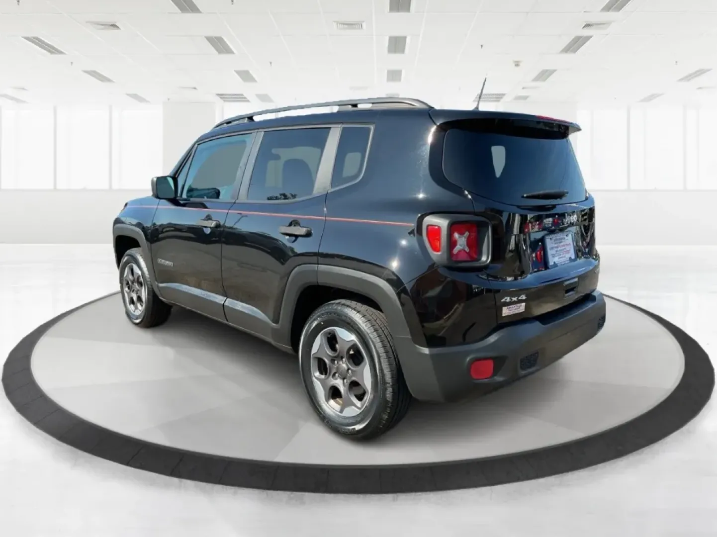 2018 Jeep Renegade Sport 4x4 (ZACCJBAB1JP) with an Other engine, located at 8750 N County Rd 25A, Piqua, OH, 45356, (937) 908-9800, 40.164391, -84.232513 - Are you in search of a versatile vehicle that seamlessly adapts to your on-the-go lifestyle? Look no further than the **2018 Jeep Renegade Sport 4x4**, now available at **Advantage Car and Credit** in Piqua, OH. Perfect for weekend adventures, daily commutes, or family outings, this crossover offers - Photo#3