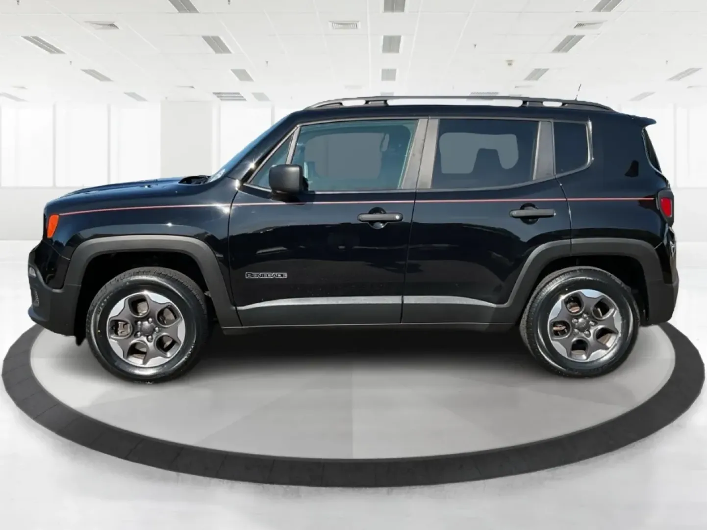 2018 Jeep Renegade Sport 4x4 (ZACCJBAB1JP) with an Other engine, located at 8750 N County Rd 25A, Piqua, OH, 45356, (937) 908-9800, 40.164391, -84.232513 - Are you in search of a versatile vehicle that seamlessly adapts to your on-the-go lifestyle? Look no further than the **2018 Jeep Renegade Sport 4x4**, now available at **Advantage Car and Credit** in Piqua, OH. Perfect for weekend adventures, daily commutes, or family outings, this crossover offers - Photo#4