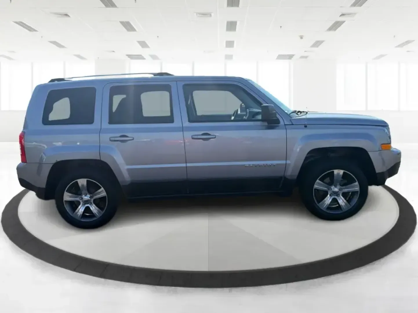 2016 Jeep Patriot Latitude 2WD (1C4NJPFA3GD) with an 2.0L L4 DOHC 16V engine, automatic transmission, located at 1099 N County Rd 25A , Troy, OH, 45373, (937) 908-9800, 40.057079, -84.212883 - Need a practical SUV that fits real life in Troy-school drop-offs, a daily commute down I75, or a weekend run to Charleston Falls Preserve? This 2016 Jeep Patriot Latitude 2WD delivers the easy-to-live-with size and versatility drivers love, with the comfort and tech features that make every mile fe- Photo#1