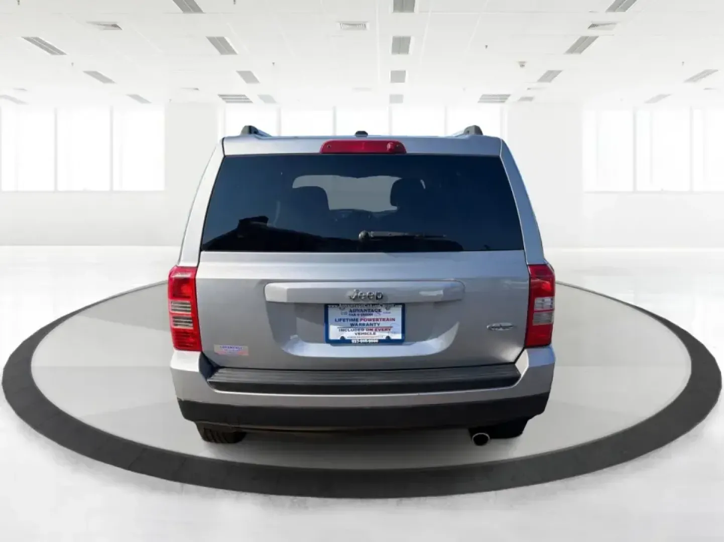 2016 Jeep Patriot Latitude 2WD (1C4NJPFA3GD) with an 2.0L L4 DOHC 16V engine, automatic transmission, located at 1099 N County Rd 25A , Troy, OH, 45373, (937) 908-9800, 40.057079, -84.212883 - Need a practical SUV that fits real life in Troy-school drop-offs, a daily commute down I75, or a weekend run to Charleston Falls Preserve? This 2016 Jeep Patriot Latitude 2WD delivers the easy-to-live-with size and versatility drivers love, with the comfort and tech features that make every mile fe- Photo#3