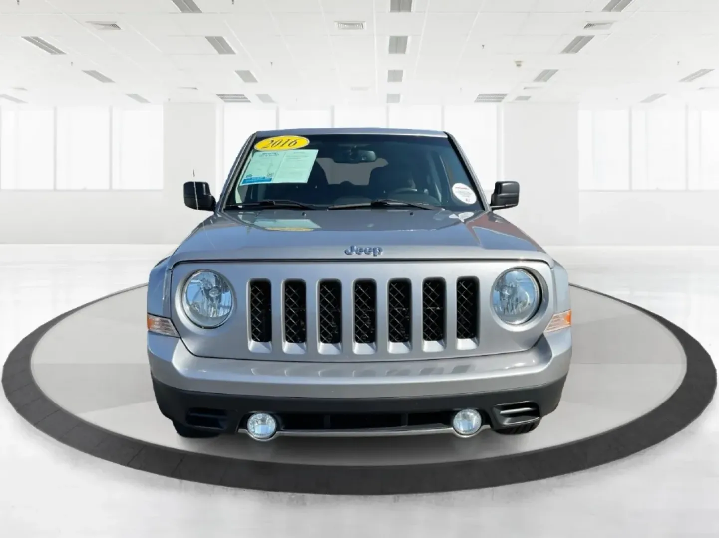 2016 Jeep Patriot High Altitude Edition (1C4NJPFA3GD) with an 2L I-4 DOHC engine, located at 1951 S Dayton Lakeview Rd., New Carlisle, OH, 45344, (937) 908-9800, 39.890999, -84.050255 - Explore the open roads and off-the-beaten-path adventures with this stunning 2016 Jeep Patriot High Altitude Edition, available now at Advantage Car and Credit in New Carlisle, OH. If you're a weekend warrior looking for a reliable and versatile SUV that accommodates your active lifestyle, this Jeep - Photo#7