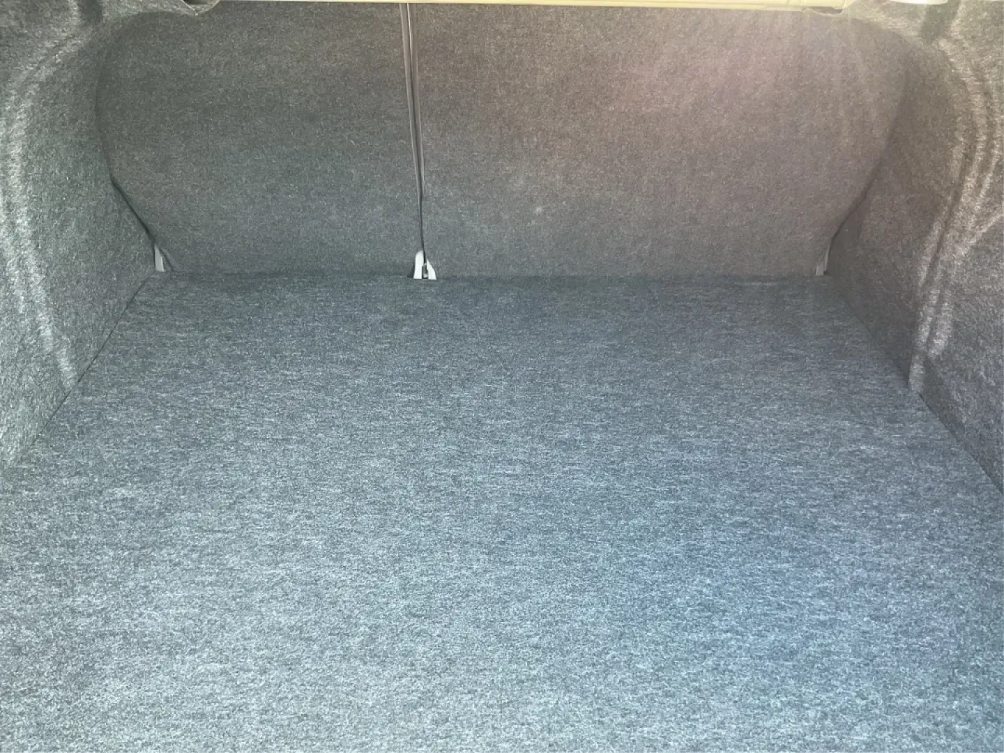 2008 Nissan Sentra 2.0S (3N1AB61E48L) with an 2L I-4 DOHC engine, located at 401 Woodman Dr, Riverside, OH, 45431, (937) 908-9800, 39.760899, -84.123421 - Are you ready to elevate your daily driving experience? The 2008 Nissan Sentra 2.0S is not just a vehicle; it's a lifestyle choice that promises reliability, comfort, and efficiency. Perfect for long commutes and great for growing families, this sedan blends practicality with style, making it an ide - Photo#12