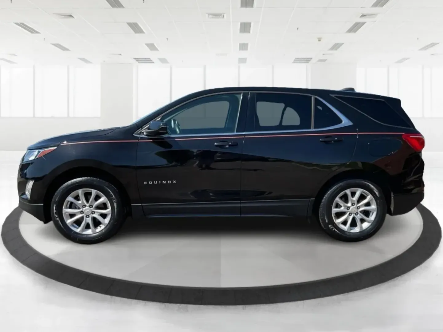 2018 Chevrolet Equinox LT (2GNAXSEV7J6) with an 1.5L I-4 gasoline direct injection engine, located at 1099 N County Rd 25A , Troy, OH, 45373, (937) 908-9800, 40.057079, -84.212883 - Are you searching for a versatile vehicle that effortlessly combines style, comfort, and practicality? Look no further! At Advantage Car and Credit - Troy, located at 1099 N County Rd 25A, Troy, OH 45373, we are excited to present a fantastic opportunity to own a 2018 Chevrolet Equinox LT, perfect f - Photo#5