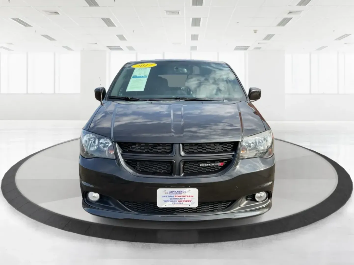 2017 Dodge Grand Caravan GT (2C4RDGEG4HR) with an Pentastar 3.6L V-6 DOHC engine, located at 8750 N County Rd 25A, Piqua, OH, 45356, (937) 908-9800, 40.164391, -84.232513 - Elevate your family's adventures with the perfect vehicle designed for comfort and versatility-the 2017 Dodge Grand Caravan GT, available now at Advantage Car and Credit in Piqua, OH. This spacious passenger van is not just a mode of transport; it's the ideal companion for growing families, weekend - Photo#7