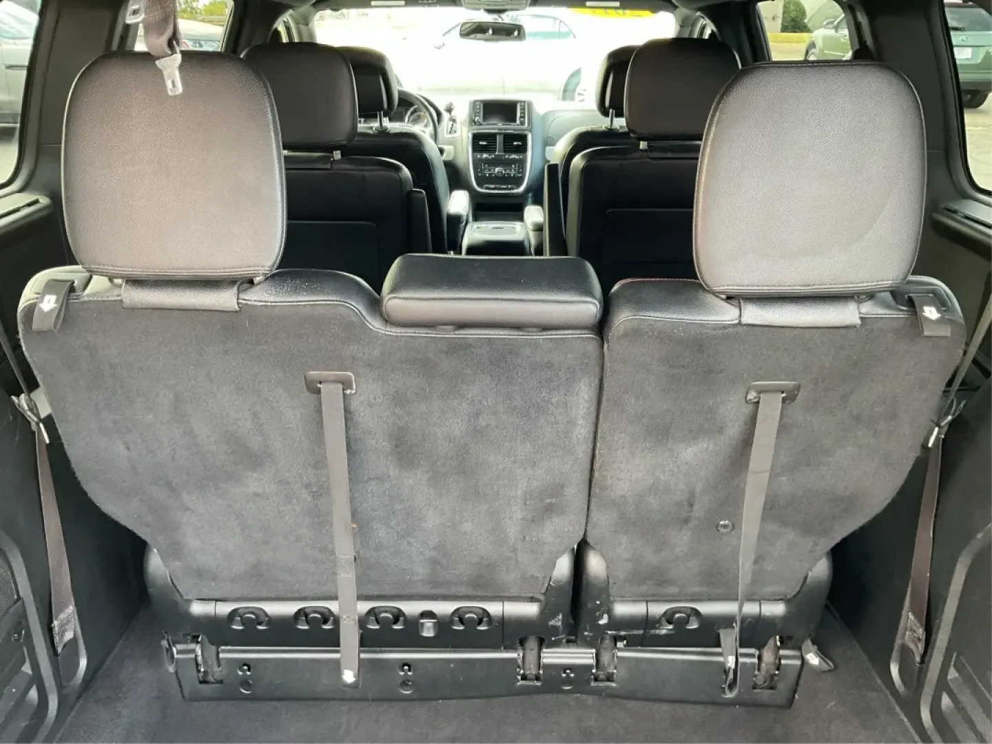 2017 Dodge Grand Caravan GT (2C4RDGEG4HR) with an Pentastar 3.6L V-6 DOHC engine, located at 8750 N County Rd 25A, Piqua, OH, 45356, (937) 908-9800, 40.164391, -84.232513 - Elevate your family's adventures with the perfect vehicle designed for comfort and versatility-the 2017 Dodge Grand Caravan GT, available now at Advantage Car and Credit in Piqua, OH. This spacious passenger van is not just a mode of transport; it's the ideal companion for growing families, weekend - Photo#11