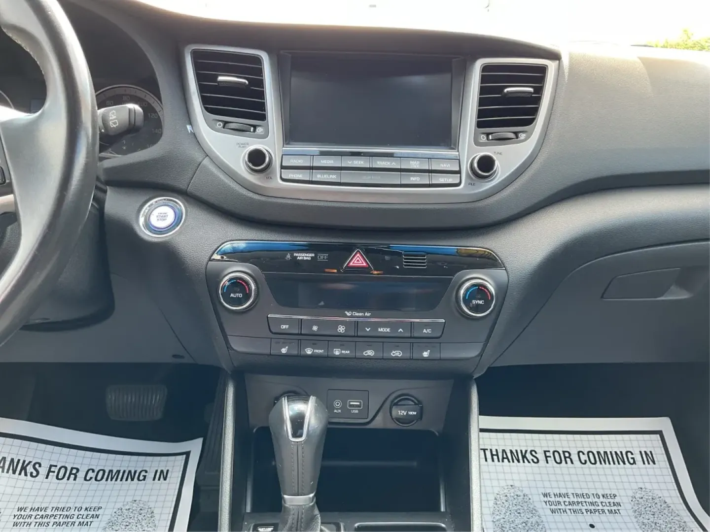 2017 Hyundai Tucson SE Plus (KM8J3CA41HU) with an Nu 2L I-4 gasoline direct injection engine, located at 880 E. National Road, Vandalia, OH, 45377, (937) 908-9800, 39.891918, -84.183594 - ### Discover Your Next Adventure with the 2017 Hyundai Tucson SE Plus!<br /> <br /> Are you ready to elevate your road trips and daily commutes? The 2017 Hyundai Tucson SE Plus, now available at Advantage Car and Credit in Vandalia, OH, is the ideal SUV for a lifestyle rich in adventure and comfort. - Photo#13