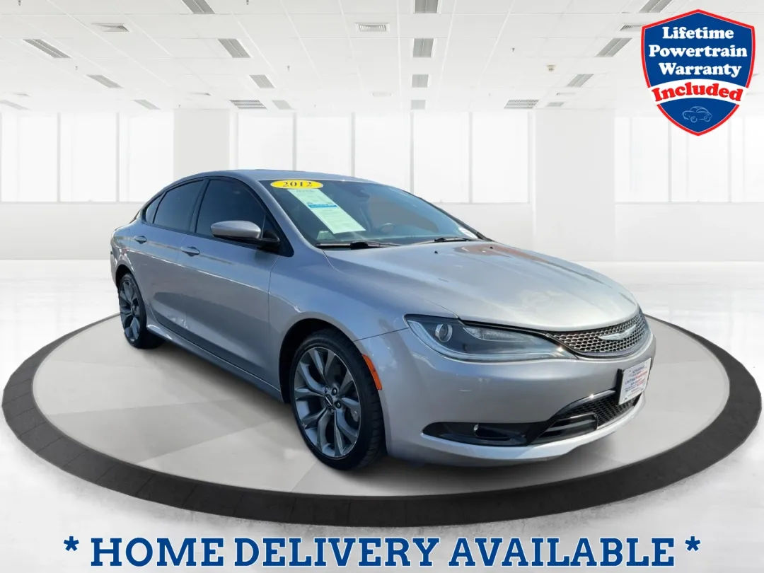 2015 Chrysler 200 S